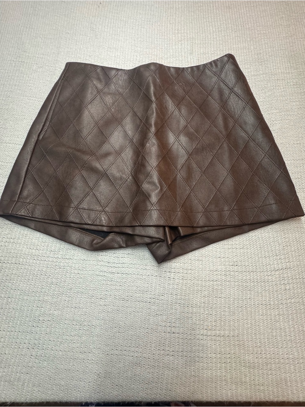 Entro NWT Quilted Faux Leather Brown Women’s Shorts